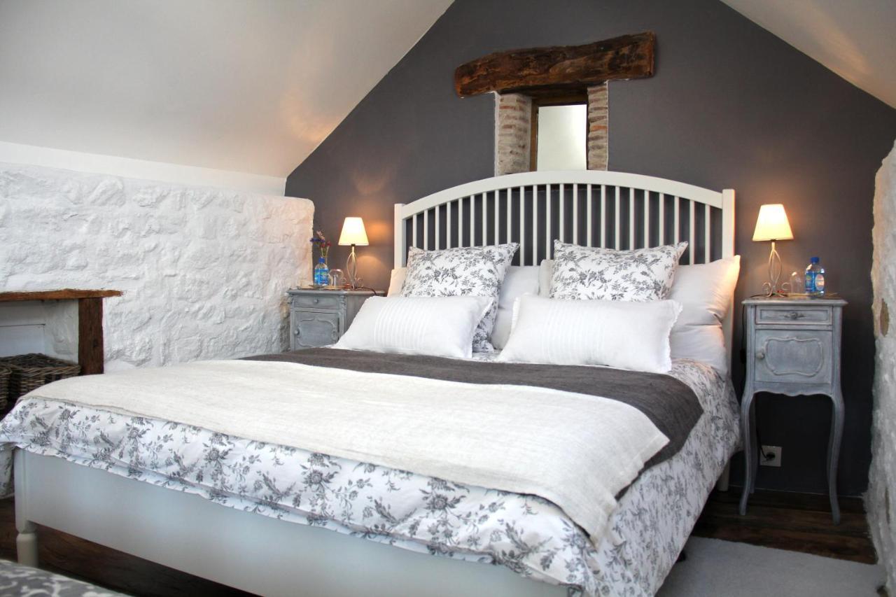 La Belle Ame Bed and Breakfast Saint-Priest-des-Champs Kamer foto