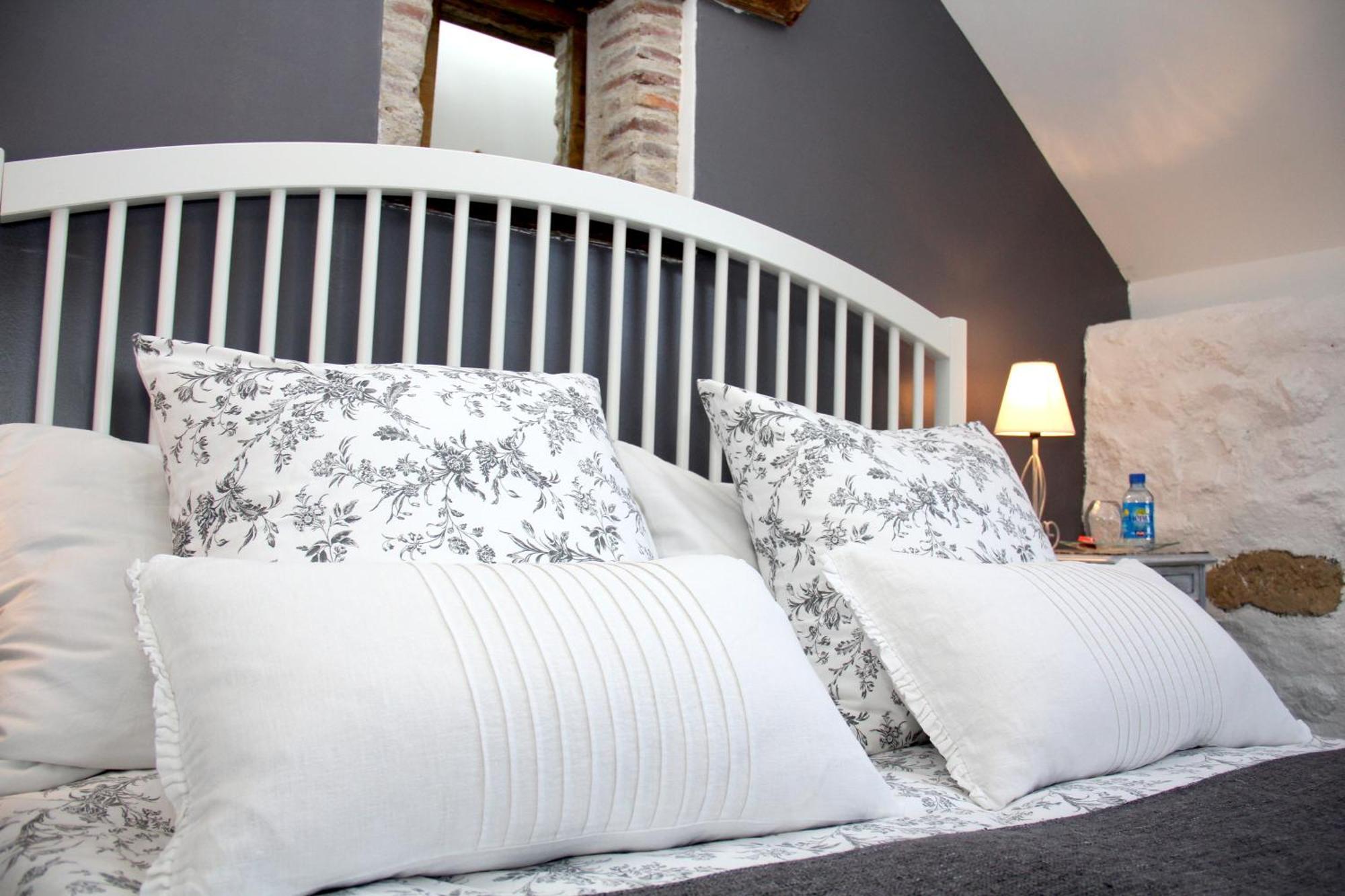 La Belle Ame Bed and Breakfast Saint-Priest-des-Champs Kamer foto